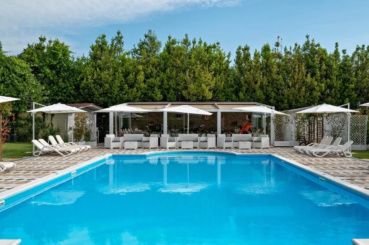 Castello Dei Templari Bed & Breakfast